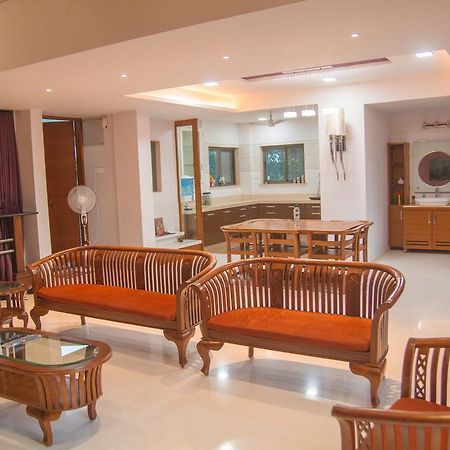 Gulmohar - Luxurious Penthouse Family Rooms Kolhapur Exterior photo