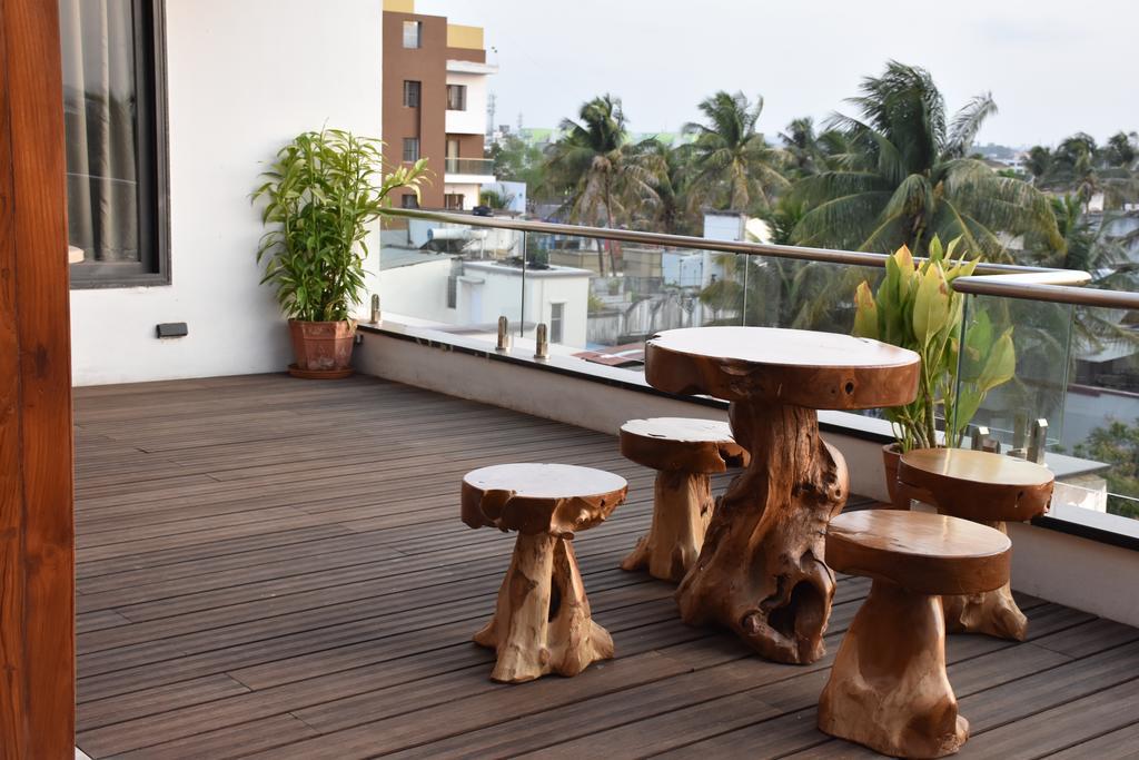 Gulmohar - Luxurious Penthouse Family Rooms Kolhapur Exterior photo