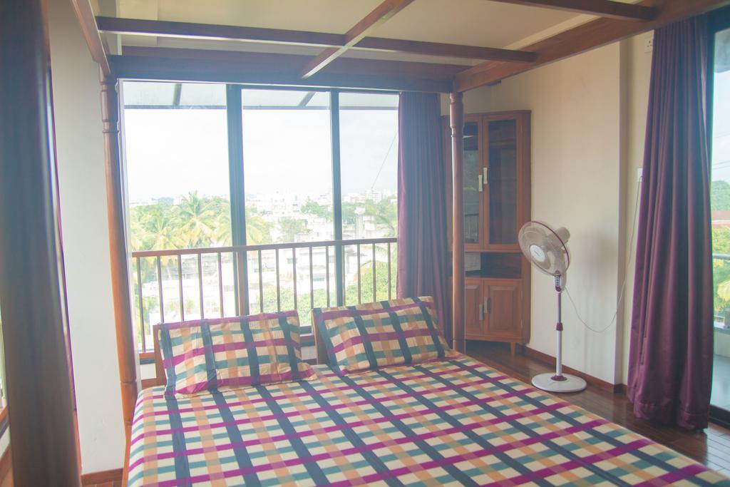 Gulmohar - Luxurious Penthouse Family Rooms Kolhapur Exterior photo